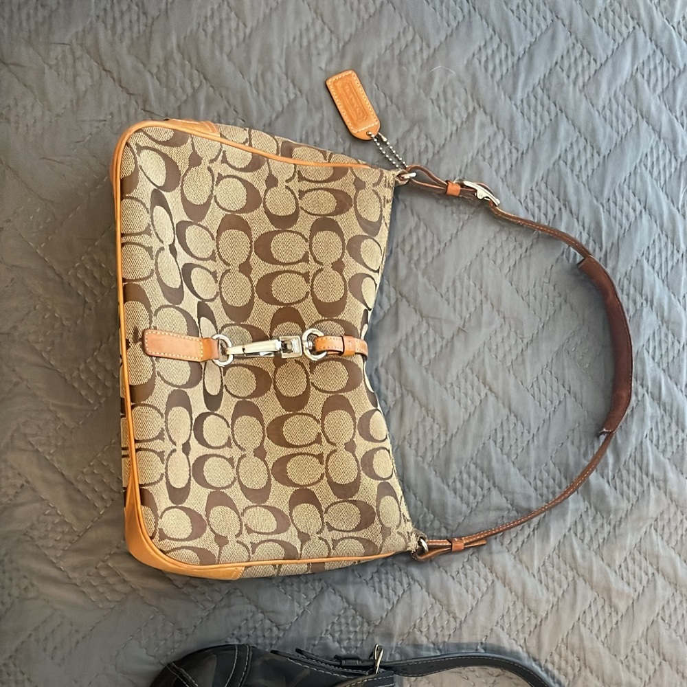 Coach Brown Shoulder Bags with Elegant Design. Best Offer takes it!!